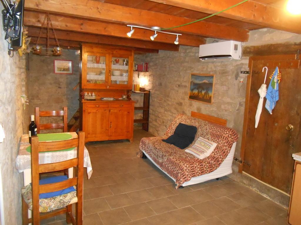 La Casa Nel Bosco-Senza Auto Vendégház Ponte della Venturina Kültér fotó